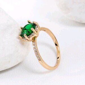18k Gold Plated Gold Simulated Esmerald Diamond Halo Cut Women  Ring